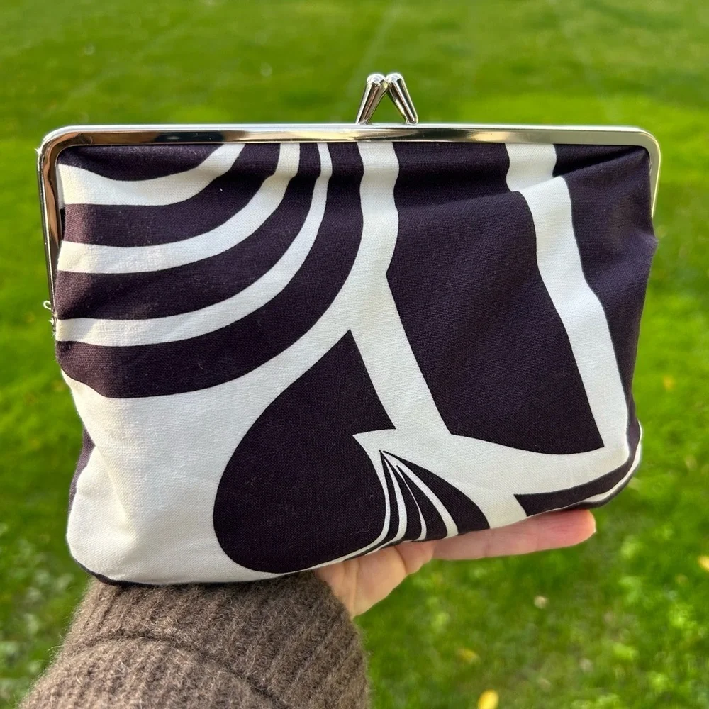 Marimekko Mini Unikko Coin Purse